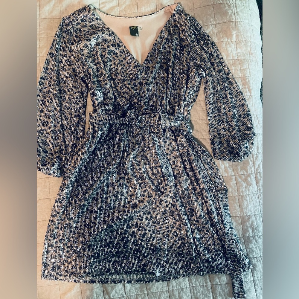 Taylor Plus Size Animal-Print Faux-Wrap Sequin Dress in size 14W